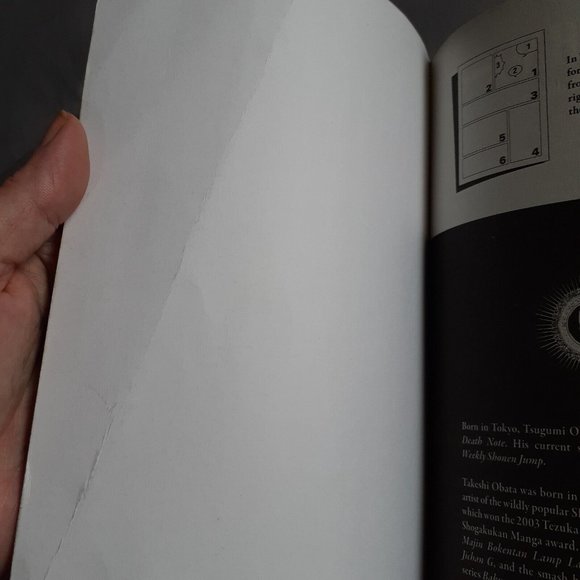 Death Note Manga Black Edition Horror Book Volume 1 Containing Volumes 1 & 2 - Picture 13 of 14